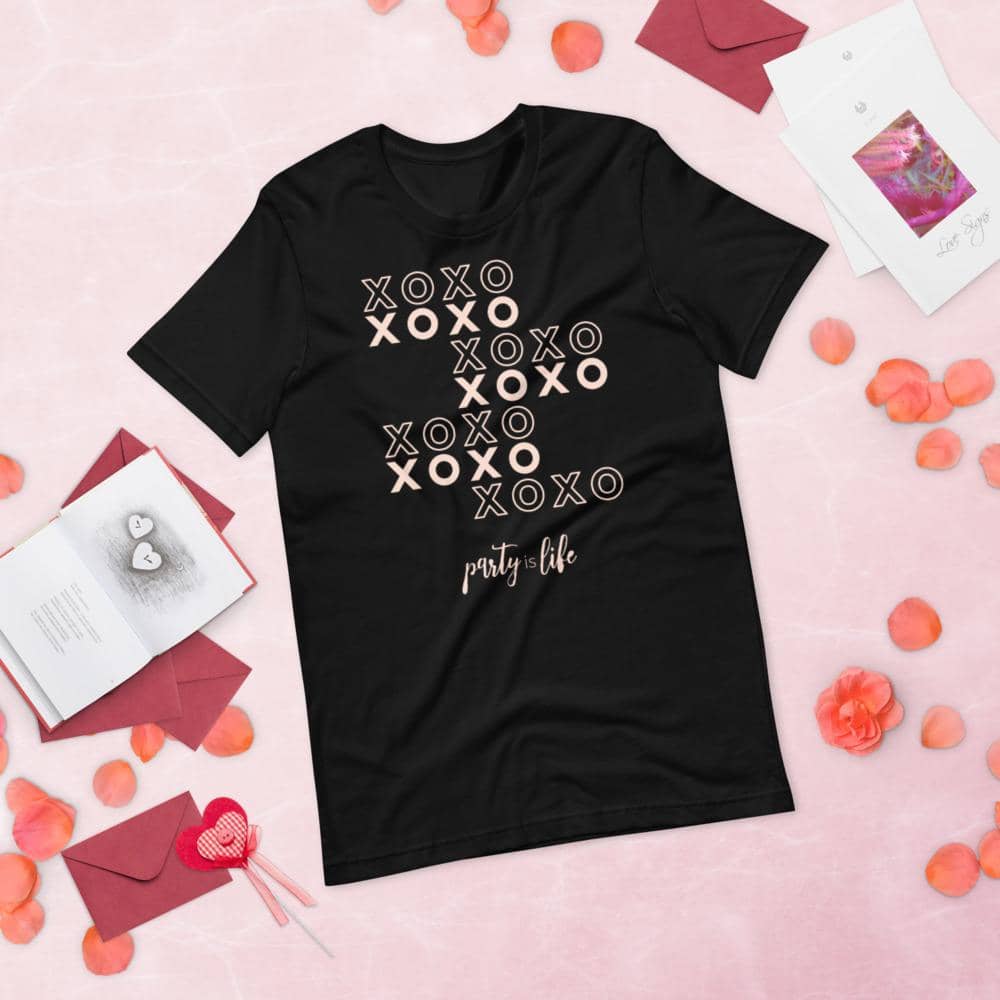 XOXO Unisex T-Shirt-Shirt